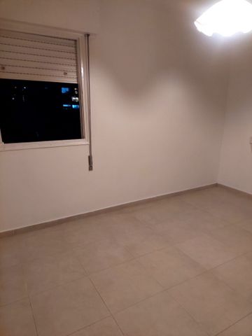 דירה, התעלה 9, קרית שרת מזרח, חולון