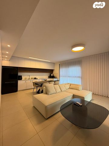 דירה, לויתן 1, חוף הזהב, נתניה