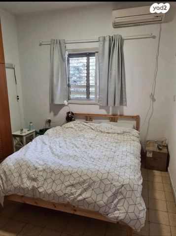 דירה, ראש פינה 3, נאות שושנים, חולון