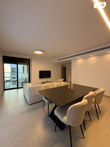 דירה, לויתן 1, חוף הזהב, נתניה