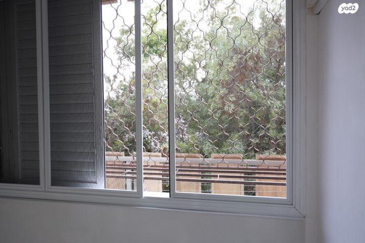 דירה, הגפן 17, המיסדים, כרמיאל