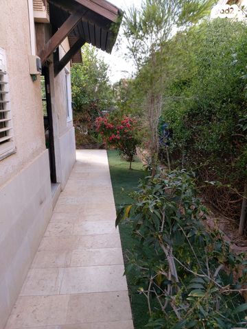 בית פרטי/ קוטג', חנוך אלבק 28, רמות, באר שבע