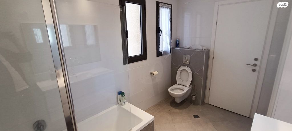 גג/ פנטהאוז, לוי אשכול 8, מרכז דרום, רעננה