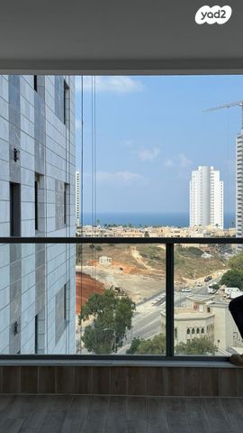 דירה, אייזיק רמבה 18, נוף הטיילת, נתניה