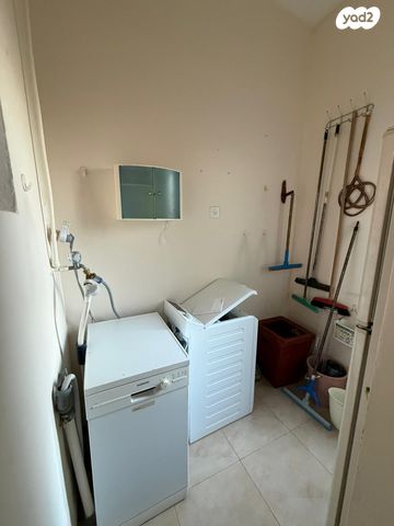 דירה, בר גיורא 11, הדר עליון, חיפה