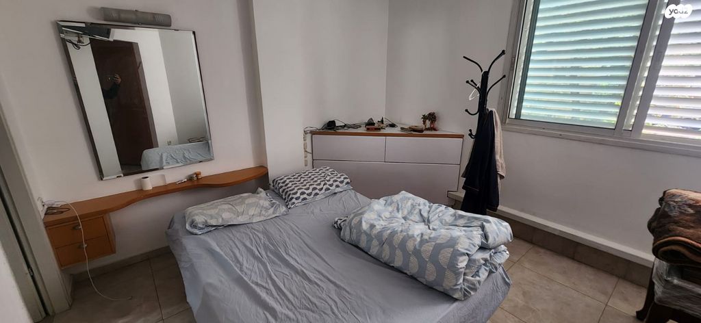 דירה, הרב הרצוג 13, תל גנים, גבעתיים