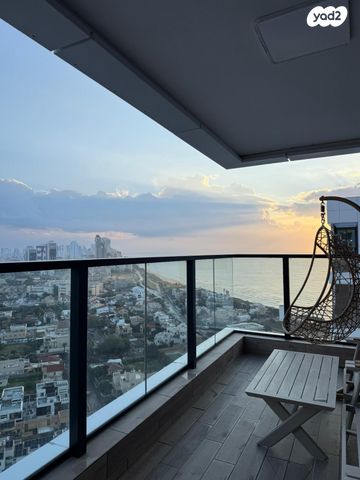 דירה, לויתן 1, חוף הזהב, נתניה