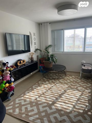 דירה, אלופי צה"ל 3, קרית שרת מזרח, חולון