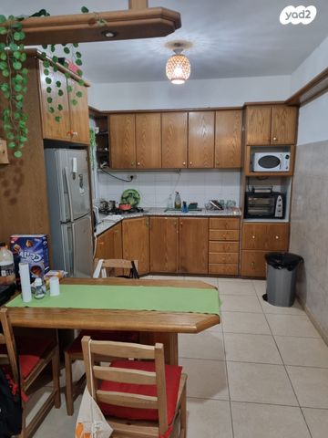 דירה, דוד רמז 21, מרכז העיר, קרית אתא