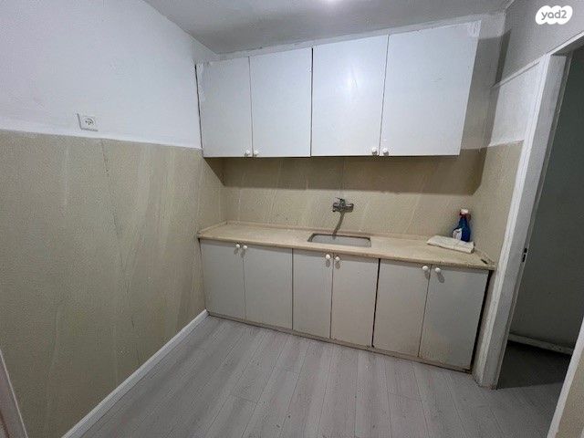 דירה, השר בכור שטרית 17, קרית נורדאו, נתניה