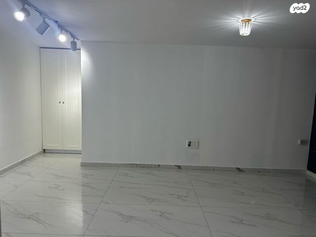 זכריה הנביא 8