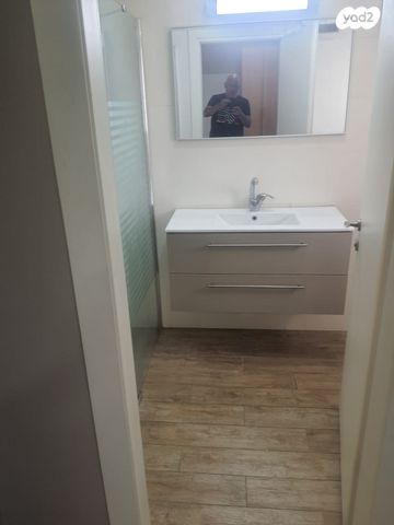 בית פרטי/ קוטג', להקת הנח"ל 10, מכמנים, מכמנים