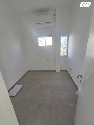 דירה, סירקין 35, הצפון הישן - דרום, תל אביב יפו