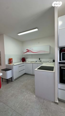 דירה, יעקב משה ברוידה 3, לב המושבה / מרכז העיר, פתח תקווה