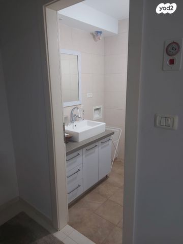 דירה, ורד 603, הוותיקה, צור הדסה