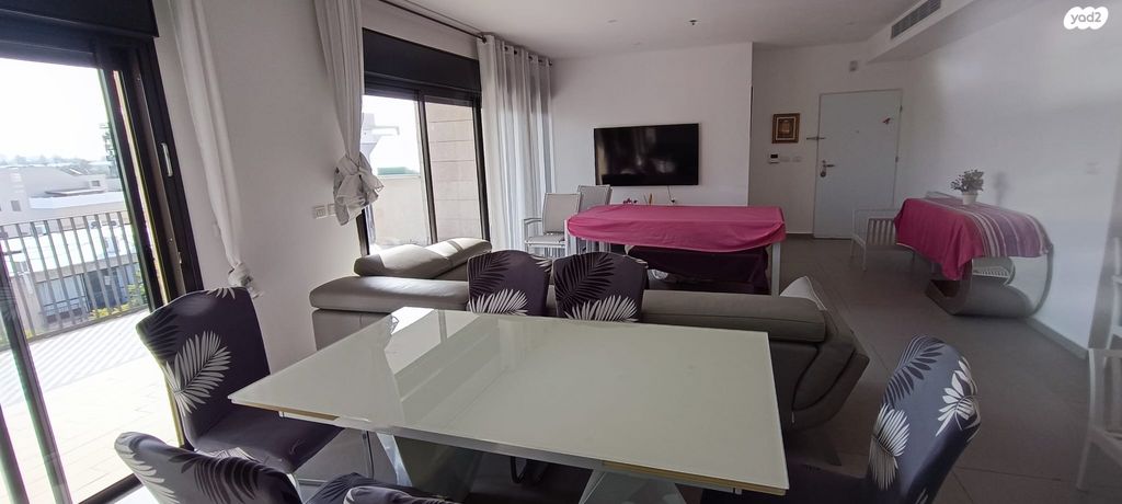 גג/ פנטהאוז, לוי אשכול 8, מרכז דרום, רעננה