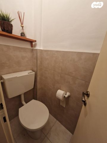 שדרות בן גוריון 12