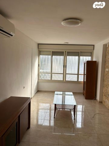 אפרים שריר 2