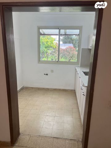 דו משפחתי, מסדה