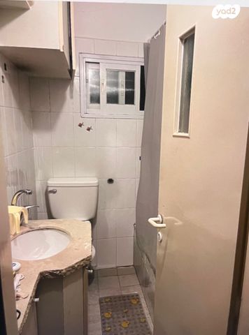 דירת גן, ברוריה 7, קטמון הישנה, ירושלים