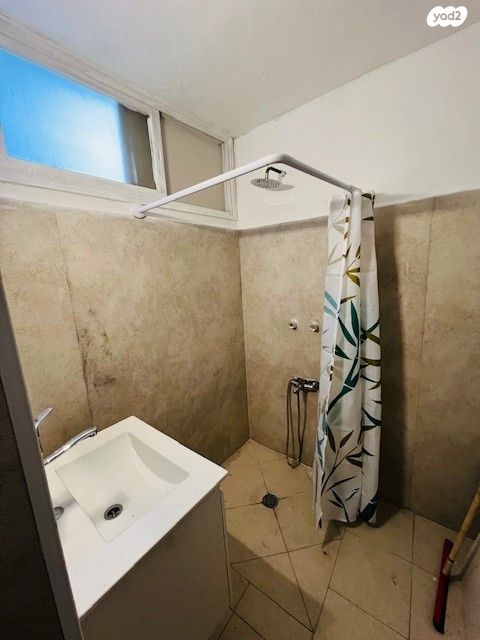 דירה, השר בכור שטרית 17, קרית נורדאו, נתניה