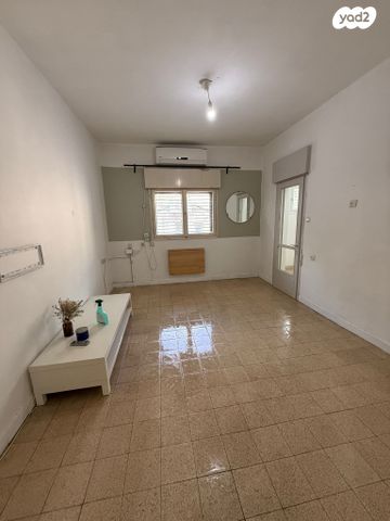 דירה, חיבת ציון 19, שכונת הלל, רמת גן