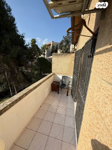 דירה, פרידריק שופן 2, קטמון הישנה, ירושלים