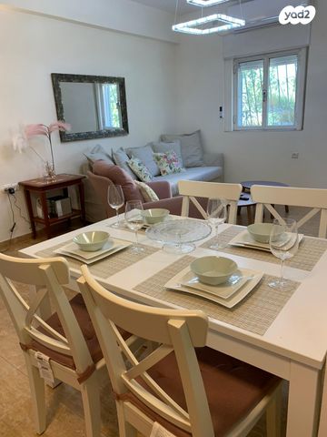 דירה, שדרות הרצל 62, קרית משה, ירושלים