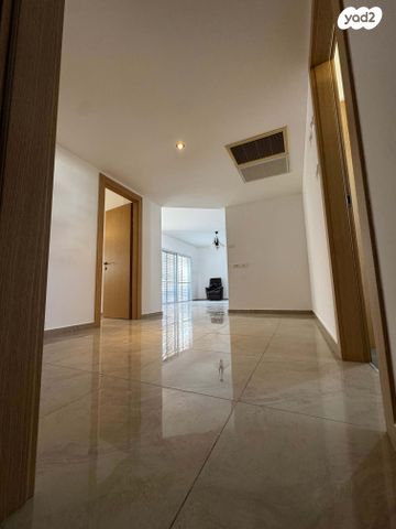 דופלקס, שבט 43, רובע י"ב, אשדוד