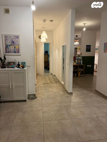 דירת גן, הזורעים 70, הדגן, אפרת