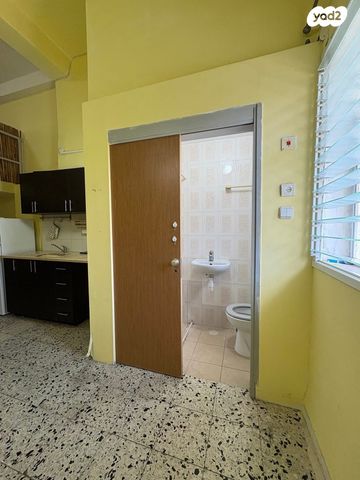 דירת גן, נתיב חן 17, נווה שאנן, חיפה