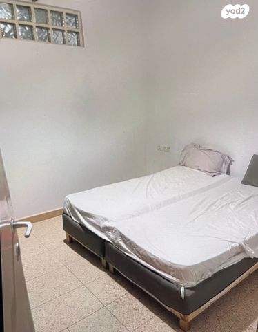 דירת גן, ברוריה 7, קטמון הישנה, ירושלים