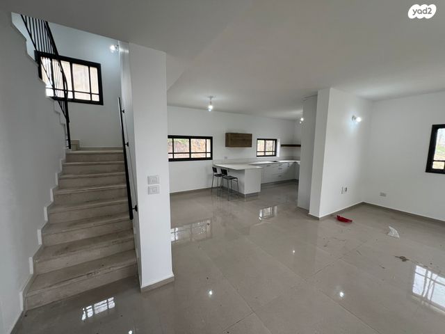 בית פרטי/ קוטג', לילינבלום 9, נווה משה, גדרה