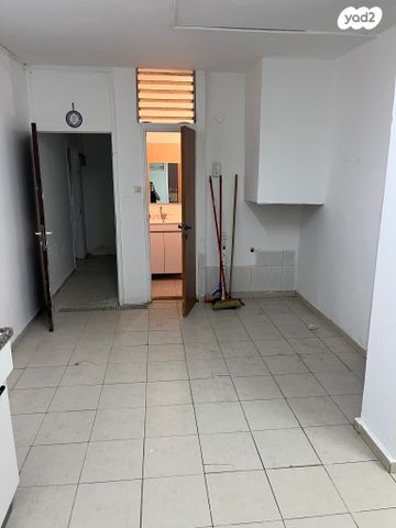 שדרות חיים וייצמן 8