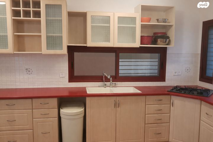 גג/ פנטהאוז, סוקולוב 83, קרית יערים, רמת השרון