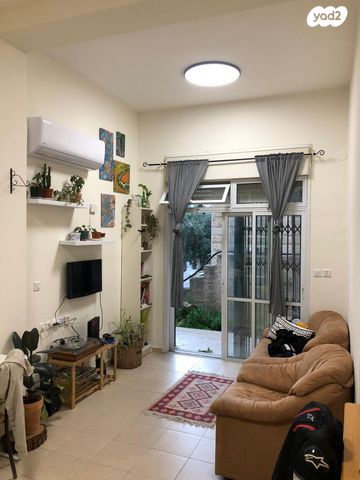 דירה, נעמי 21, גבעת חנניה, אבו תור, ירושלים