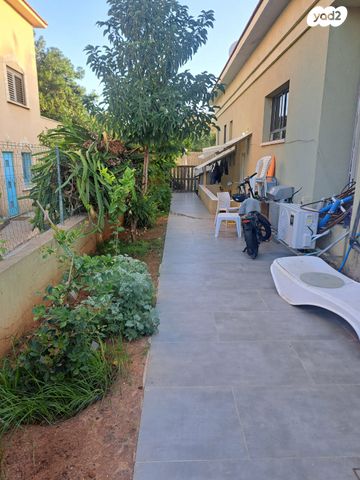 יחידת דיור, סמדר 5, קרית משה, רחובות