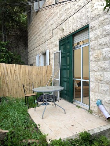 דירה, נעמי 21, גבעת חנניה, אבו תור, ירושלים