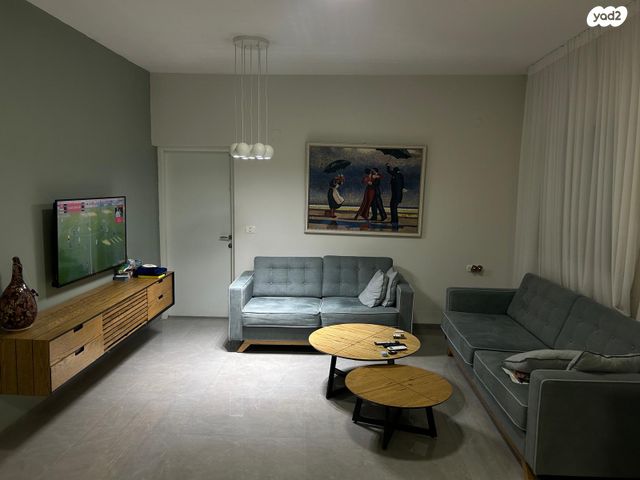 יחידת דיור, הדרור 1, חבר, חבר