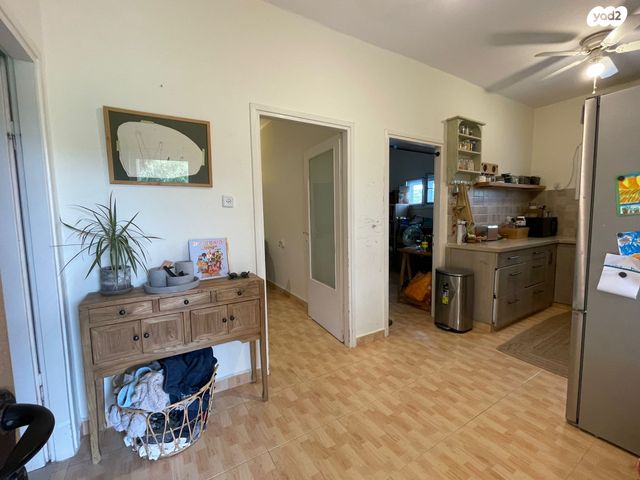 בית פרטי/ קוטג', קיבוץ גלויות 10, בצרה, בצרה