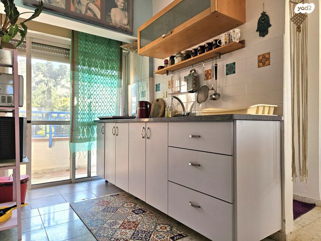 סטודיו/ לופט, עפרוני 1, צעירה, כפר ורדים