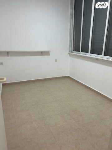 דירה, שדרות הקונגרס 20, אזור הבילויים, רמת גן