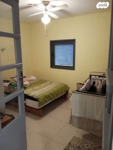 יחידת דיור, הנרקיסים 12, נווה הפרחים, עתלית