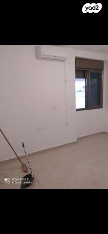 דירת גן, ירמיהו הלפרין 16, מרכז העיר דרום, נתניה