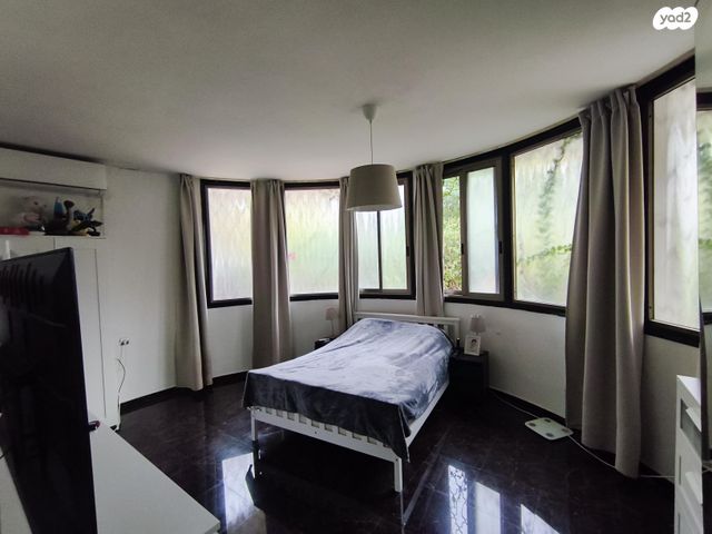 דירת גן, עמק האלה 31, קרית קריניצי, רמת גן