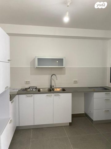 דירה, הגפן 1, כרמי הנדיב, אחוזת רוטנר, קרית מלאכי