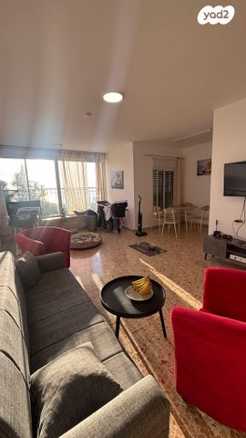 דירה, אלברט איינשטיין 88, אחוזה, חיפה