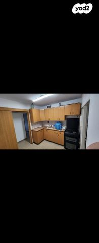 דירה, אברהם שטרן 21, קרית היובל, ירושלים