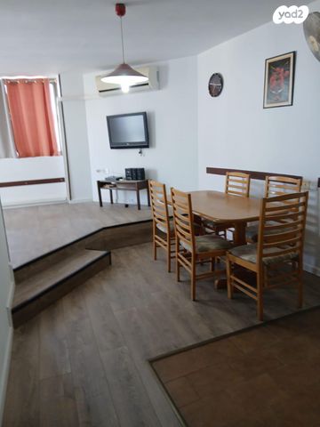 דירה, אילות 61, האשל, אילת