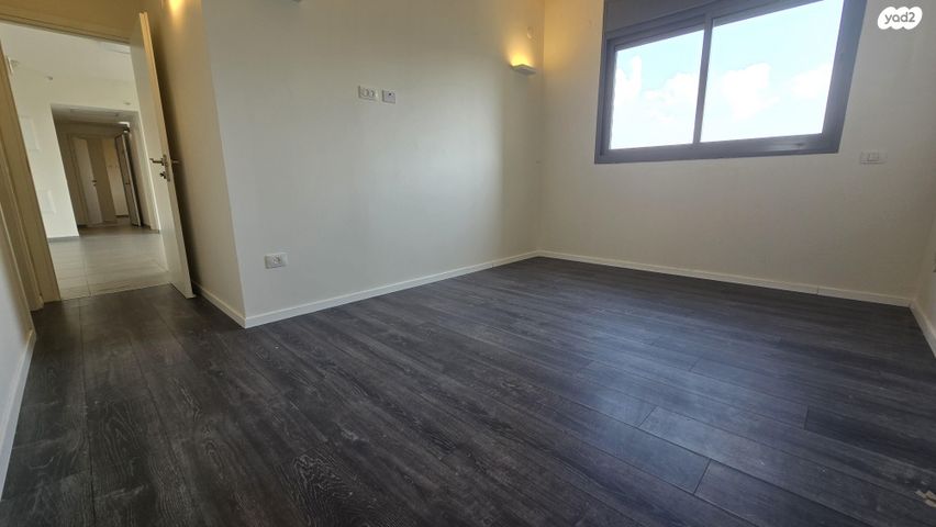 דירה, יצחק שדה 4, דרום מערב ותיק, בת ים